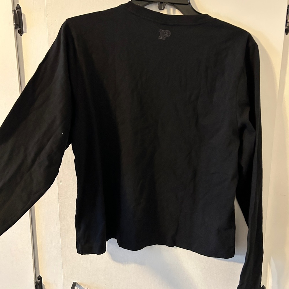 PINK Victoria's Secret Black Tee - Picture 3 of 6